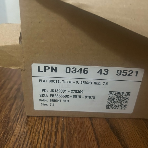 Red Flat western boots size 7.5 wide calf - Picture 4 of 7